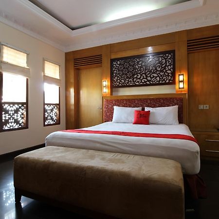 Reddoorz Plus Near Tugu Jogja 2 Yogyakarta Eksteriør billede