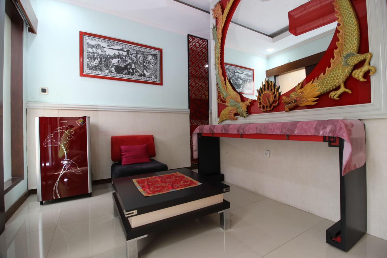 Reddoorz Plus Near Tugu Jogja 2 Yogyakarta Eksteriør billede