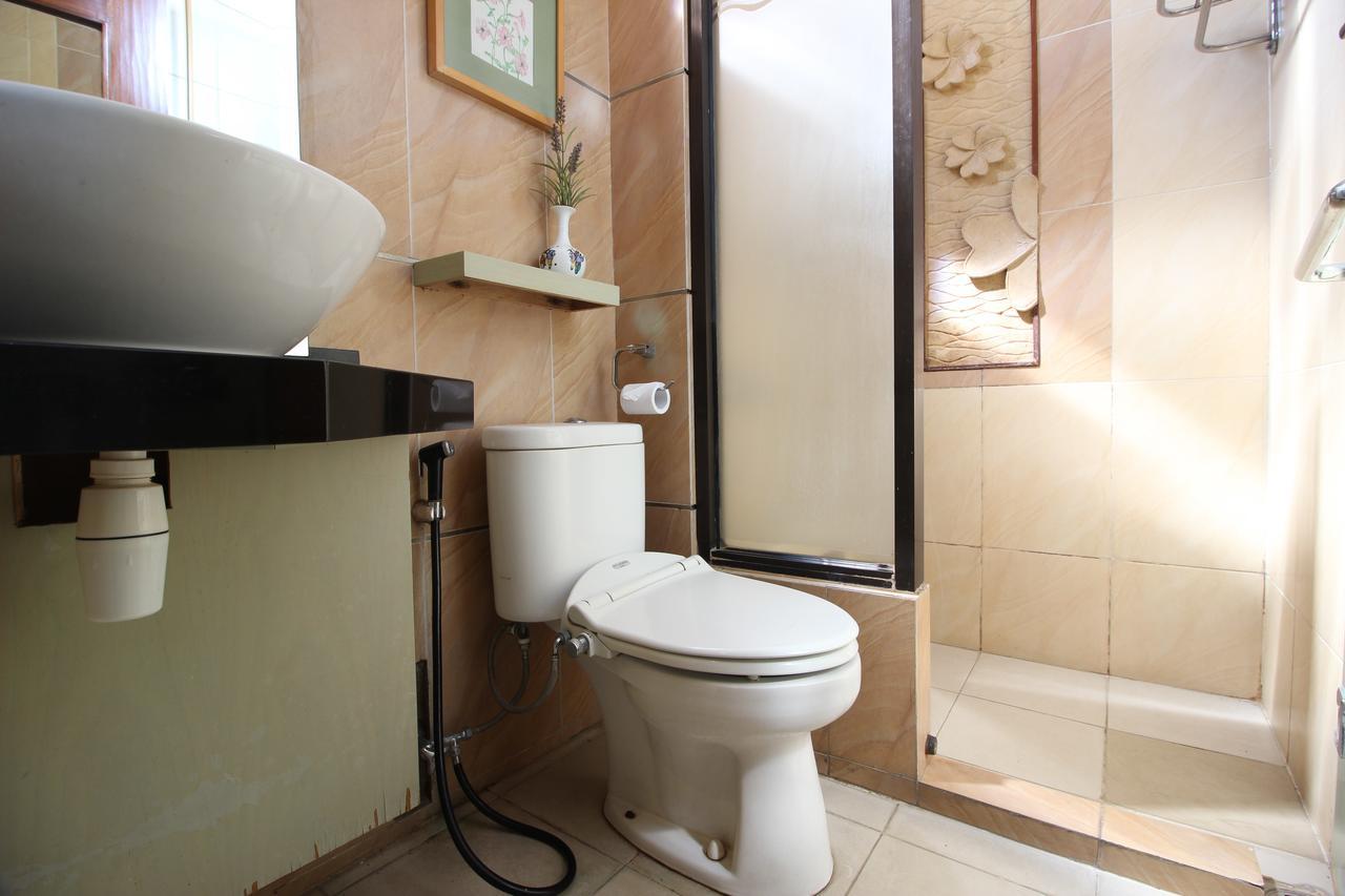 Reddoorz Plus Near Tugu Jogja 2 Yogyakarta Eksteriør billede