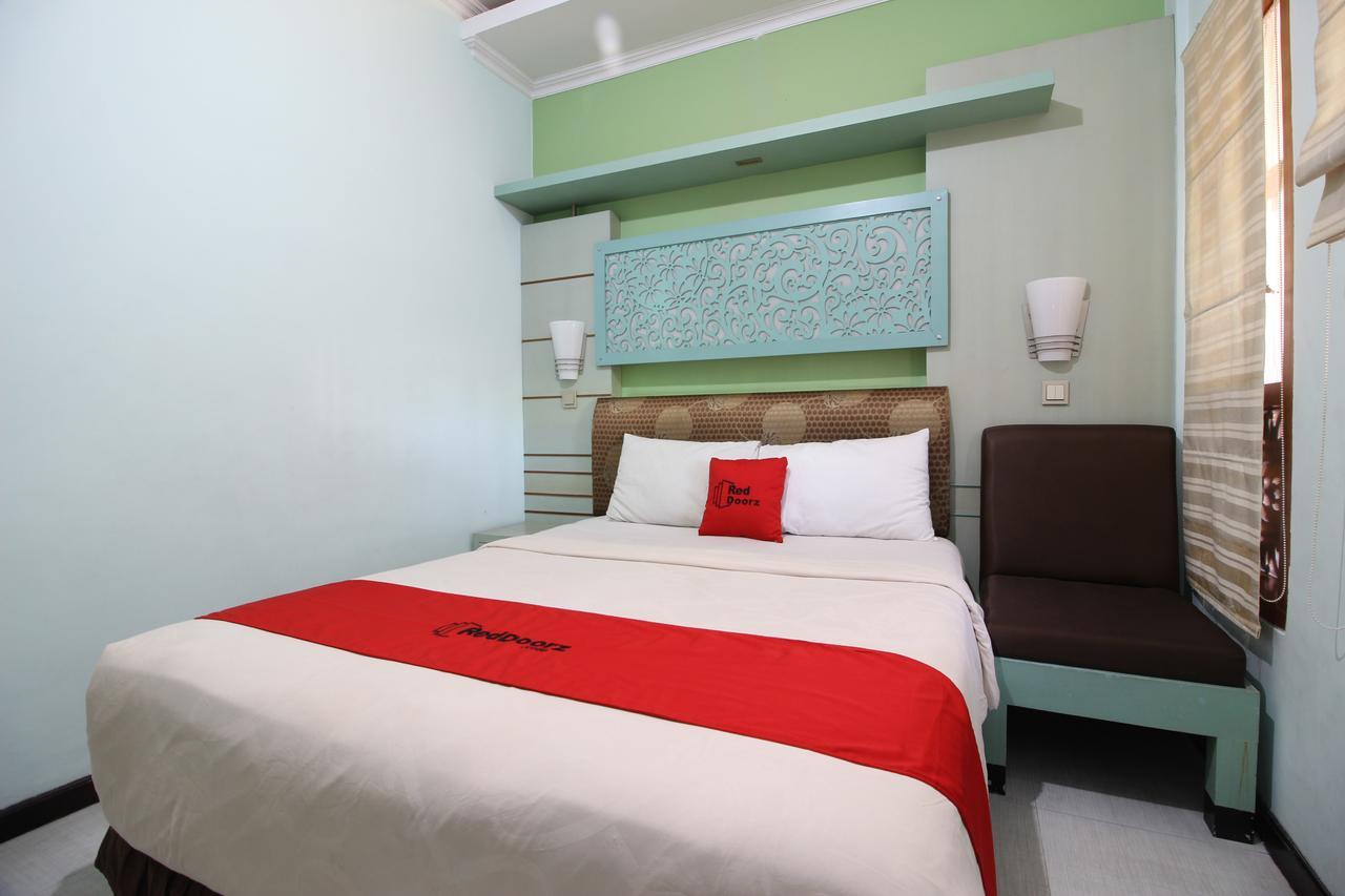 Reddoorz Plus Near Tugu Jogja 2 Yogyakarta Eksteriør billede