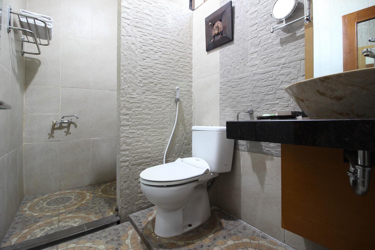 Reddoorz Plus Near Tugu Jogja 2 Yogyakarta Eksteriør billede