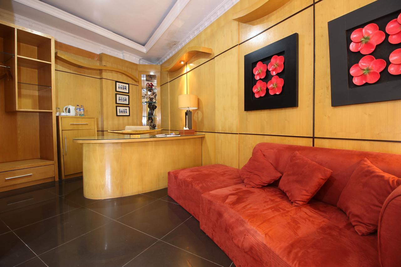Reddoorz Plus Near Tugu Jogja 2 Yogyakarta Eksteriør billede