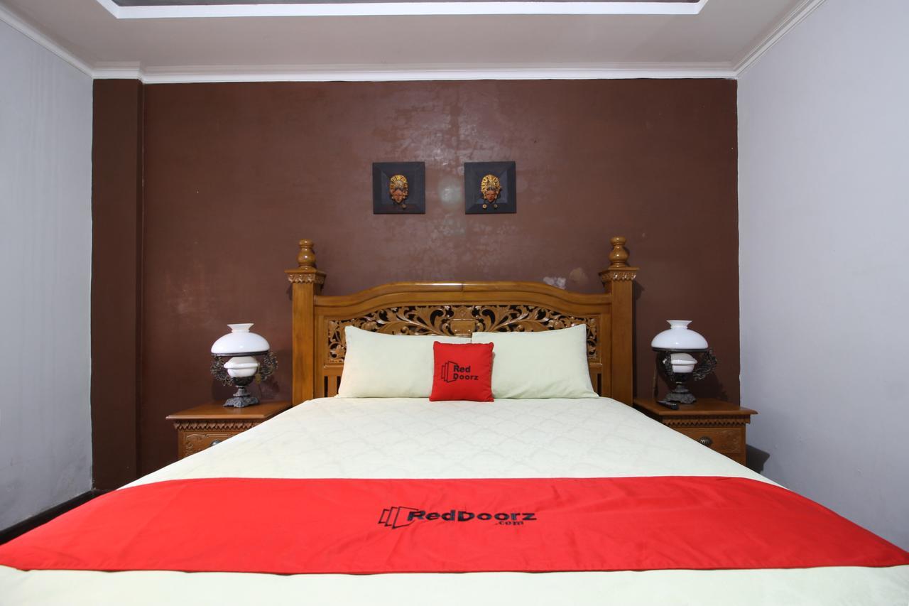 Reddoorz Plus Near Tugu Jogja 2 Yogyakarta Eksteriør billede