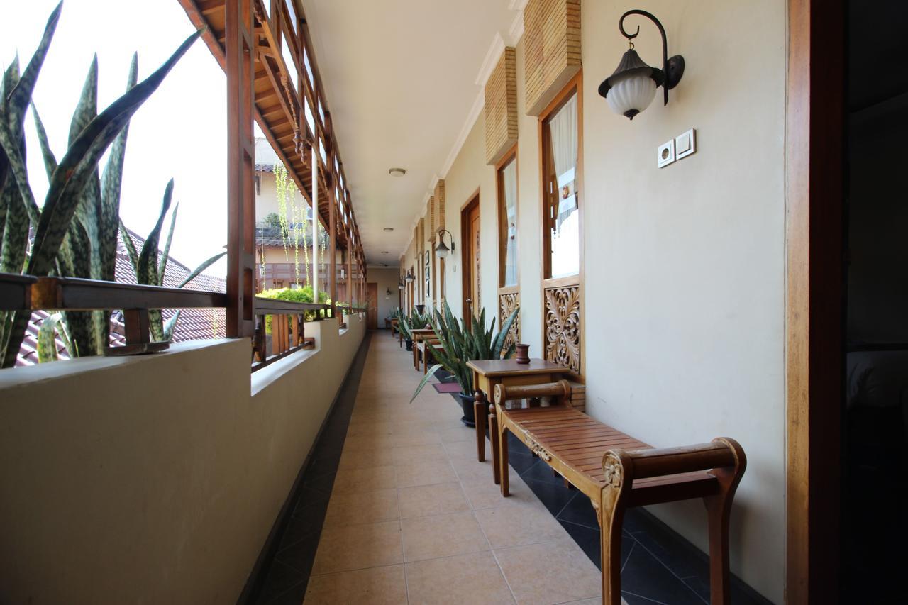 Reddoorz Plus Near Tugu Jogja 2 Yogyakarta Eksteriør billede