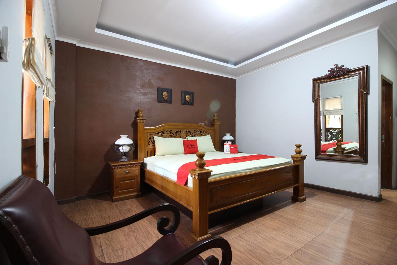 Reddoorz Plus Near Tugu Jogja 2 Yogyakarta Eksteriør billede